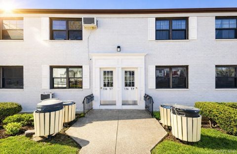 Photo of 136-59 Jewel Avenue #A, Flushing, NY 11367 (MLS # 968570)