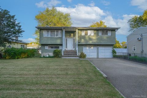 Photo of 1325 Saint Louis Avenue, Bay Shore, NY 11706 (MLS # 927012)