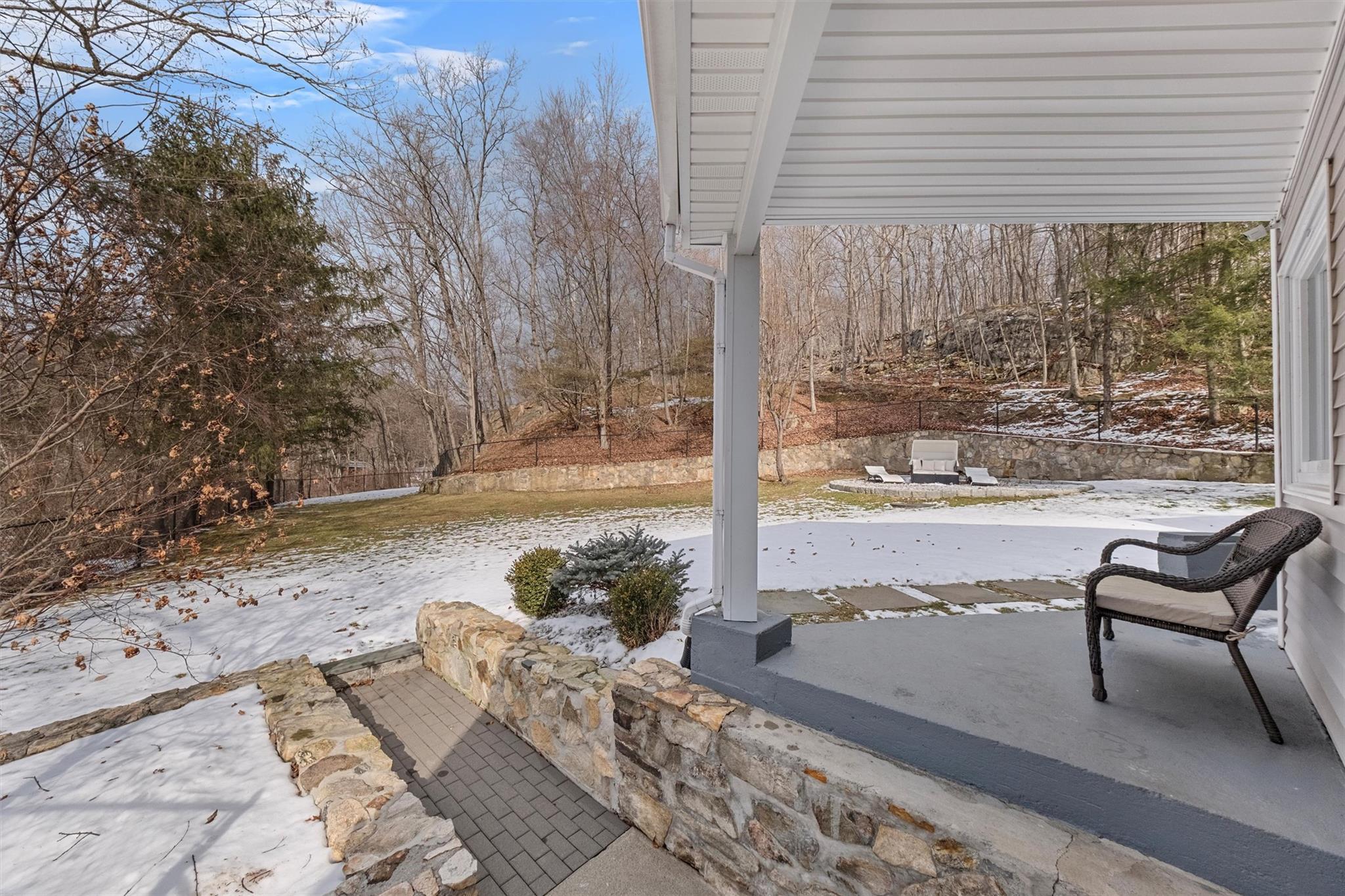 62 Jack Road, Cortlandt Manor, New York image 4