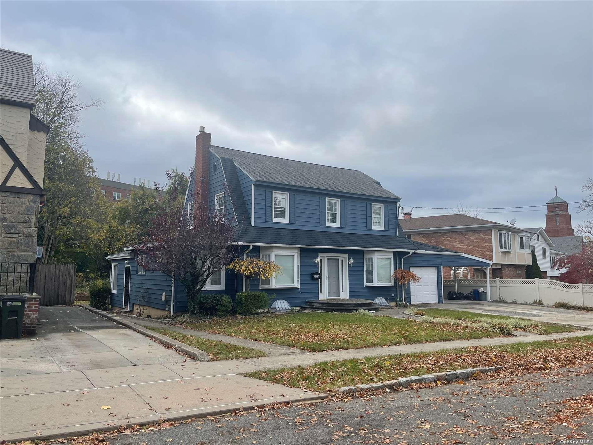 4734 Glenwood Street, Little Neck, New York image 3