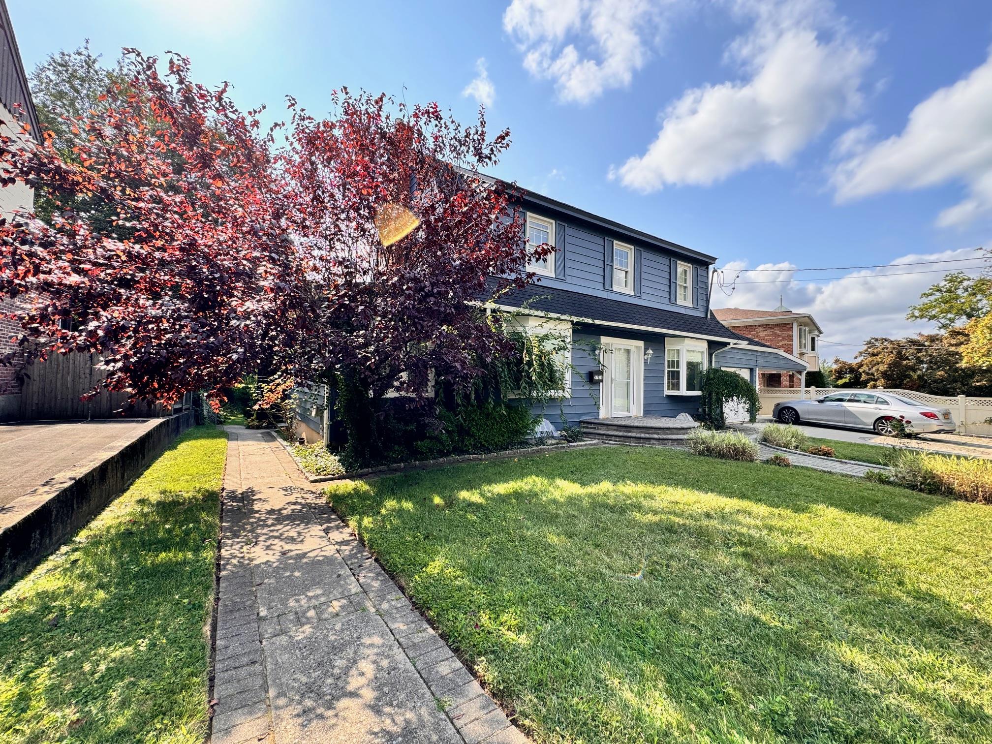 4734 Glenwood Street, Little Neck, New York image 1
