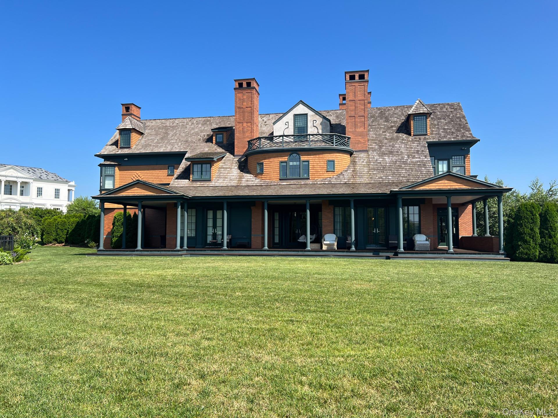 5041 Goodridge Avenue