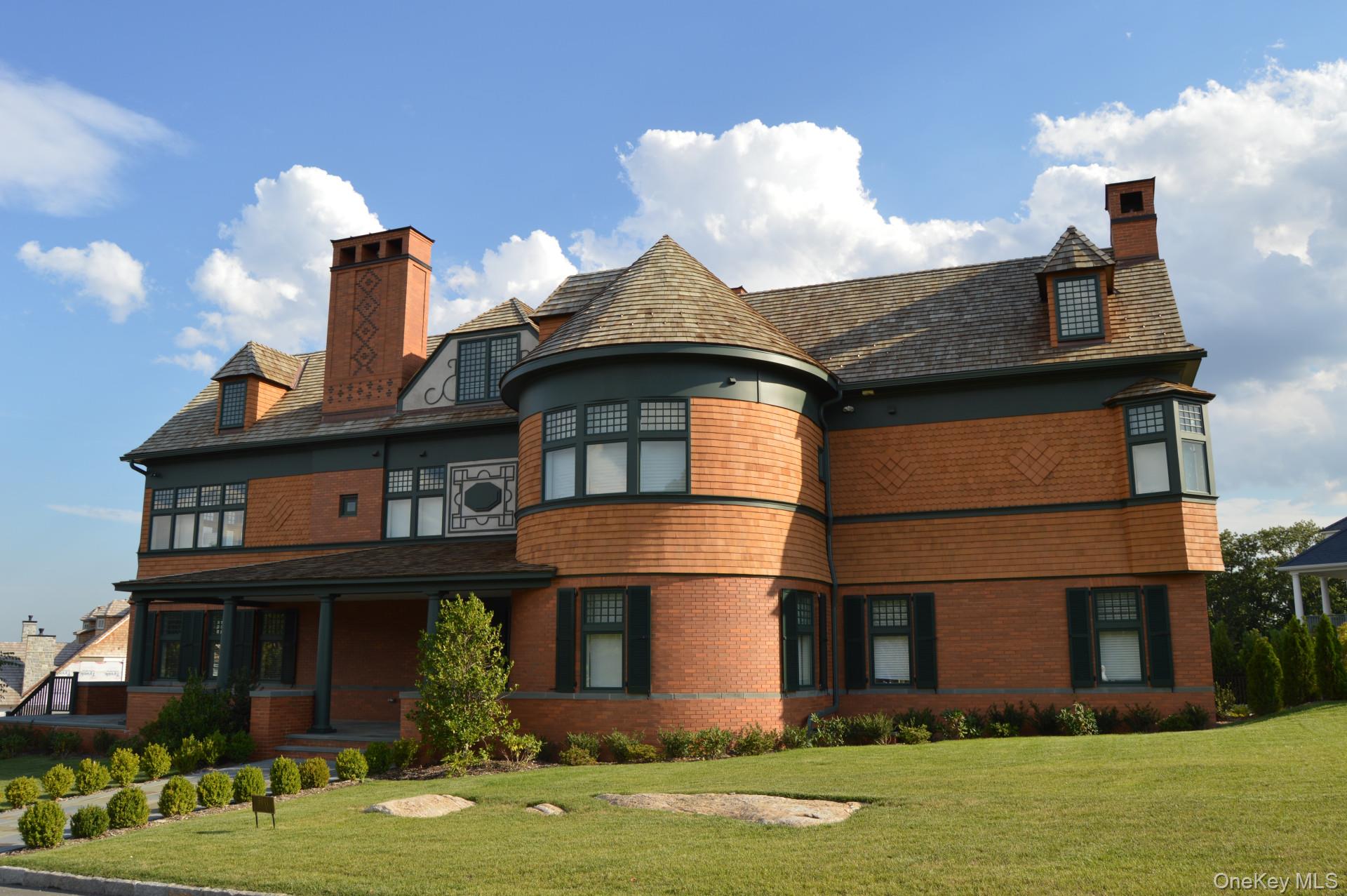 5041 Goodridge Avenue