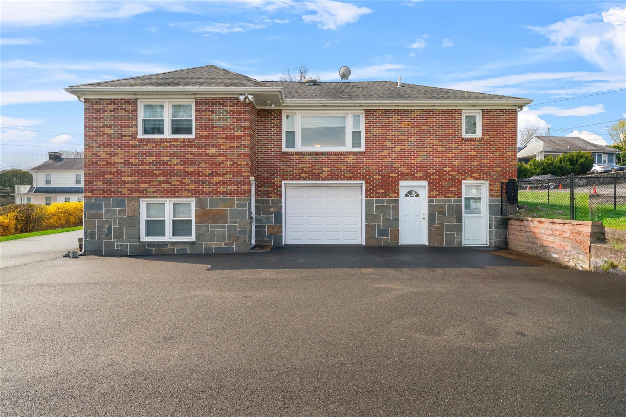 28 Ramapo Road, Garnerville, New York image 25