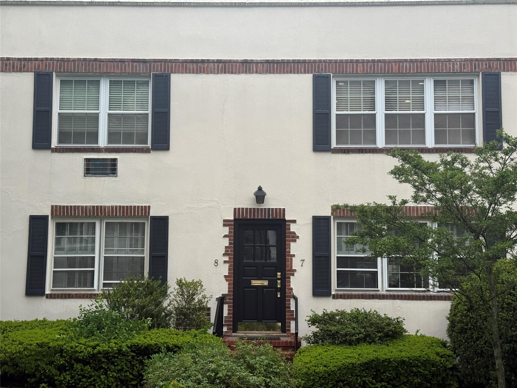 7 Lake Avenue #7, Bronxville, New York image 2