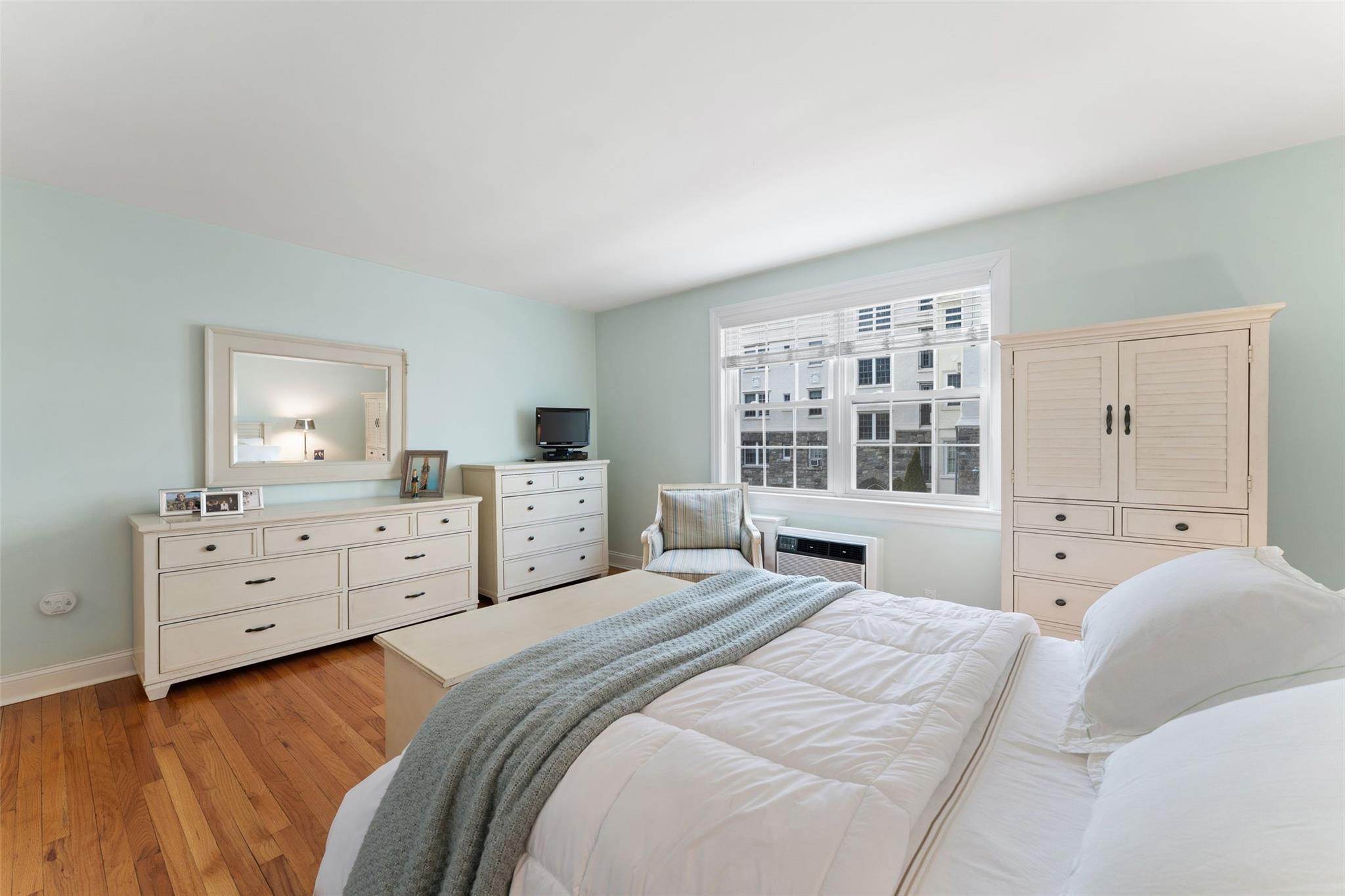 7 Lake Avenue #7, Bronxville, New York image 9