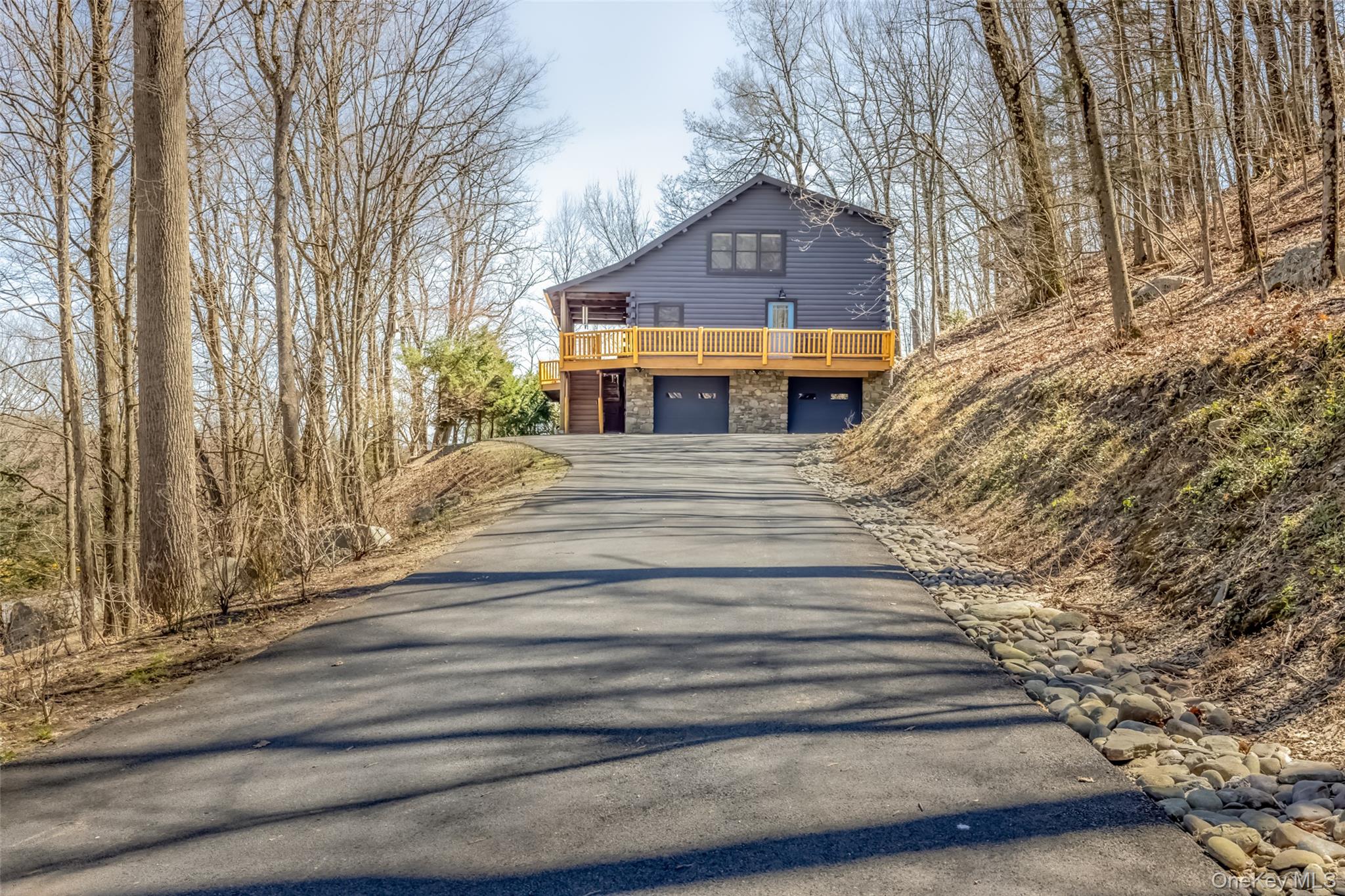 10 Deerpath Drive