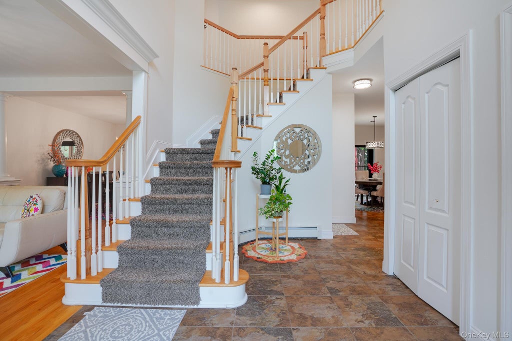 Photo of 5 Sherwood Court, Highland Mills, NY 10930 (MLS # 1023481)
