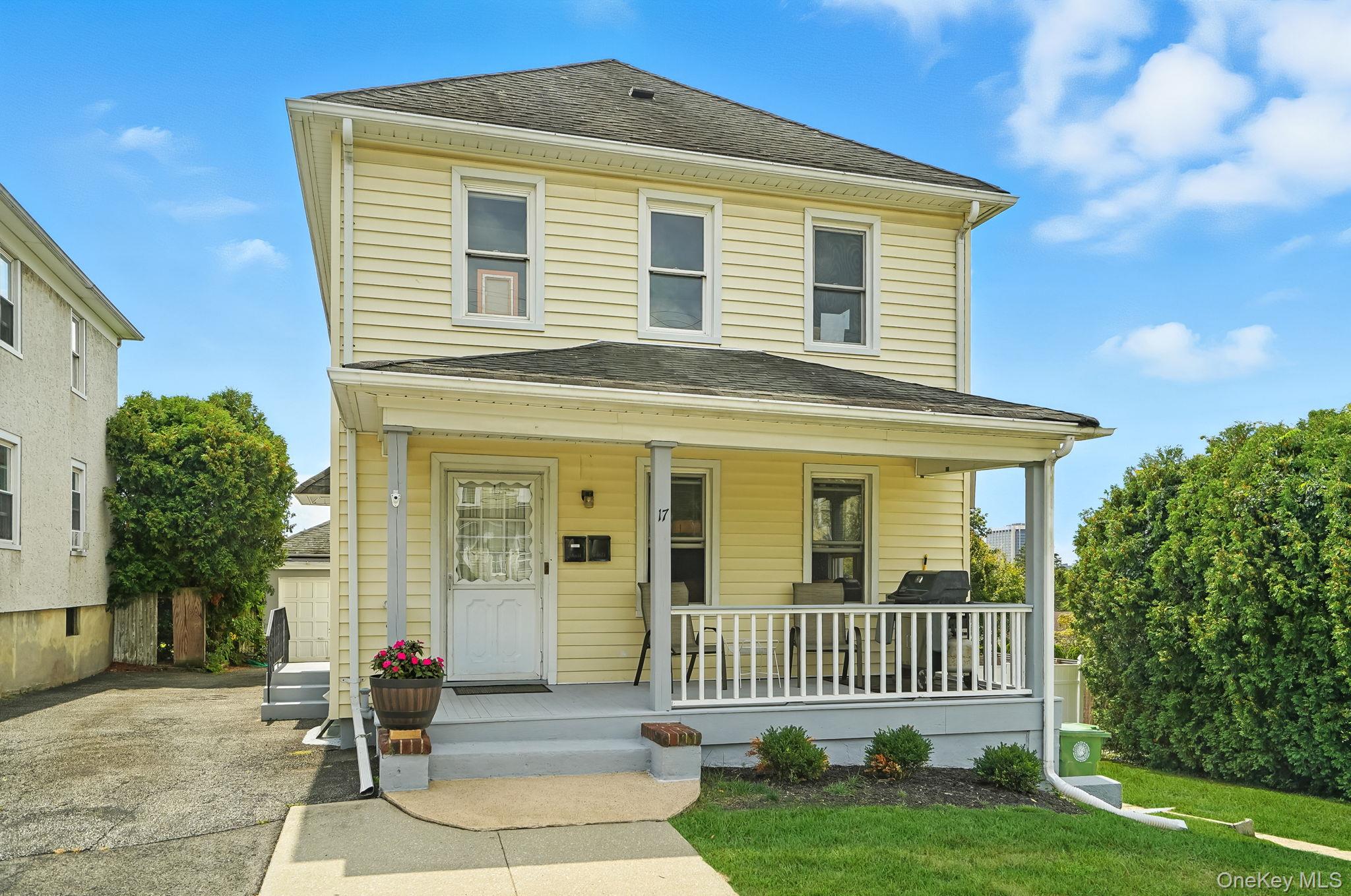 West Harrison, New York 10604, United States, 4 Bedrooms Bedrooms, ,2 BathroomsBathrooms,Residential,Active,202551