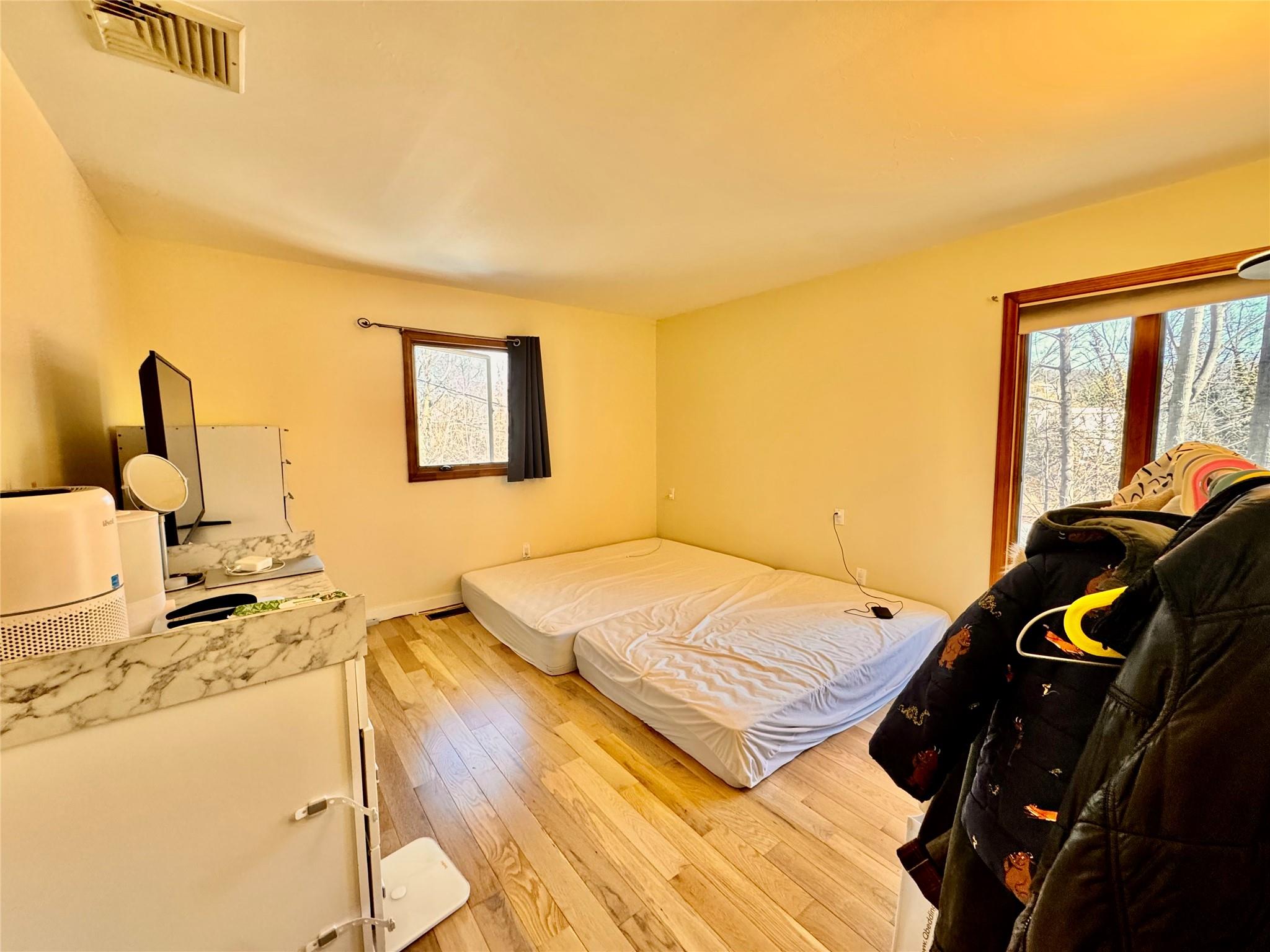 100 Hendrick Avenue, Glen Cove, New York image 24