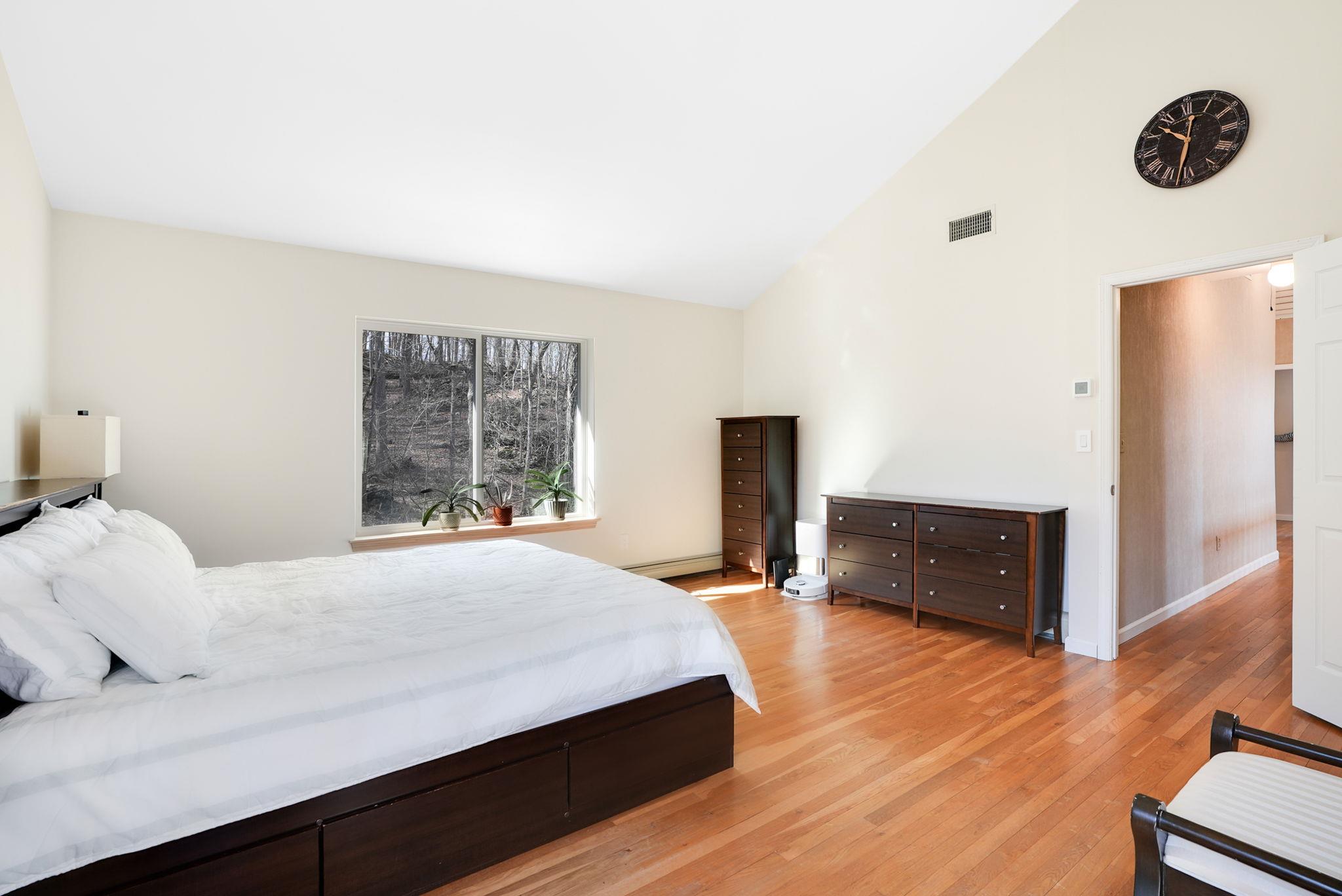 12 Hilltop Drive, Cortlandt Manor, New York image 15