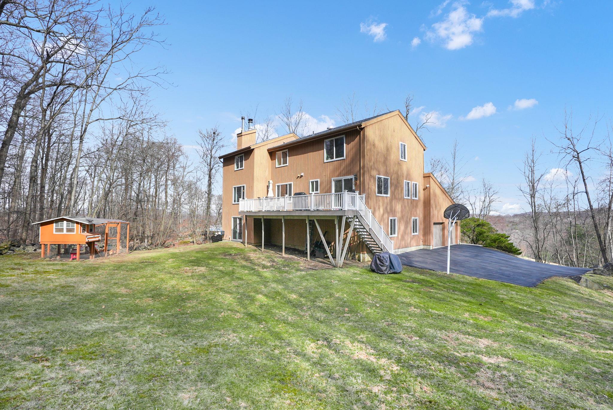 12 Hilltop Drive, Cortlandt Manor, New York image 30