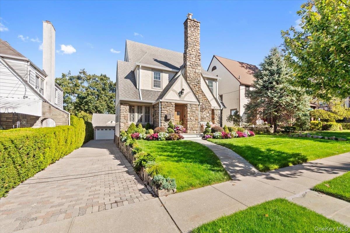 31 AKA 27 Crawford Street