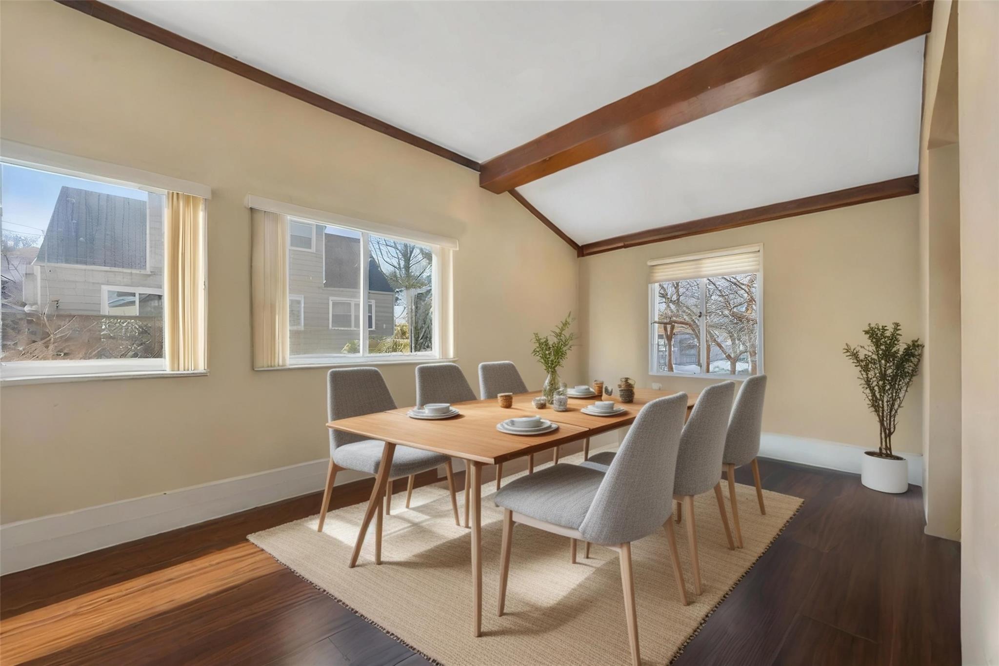 16 Stratford Road, White Plains, New York image 3