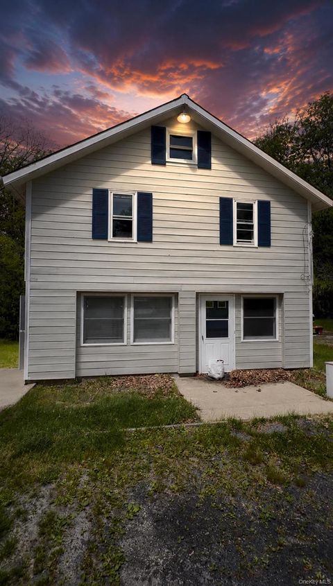 Homes For Sale - 13 Oneida Trail<br/> Glen Spey, NY 12737
