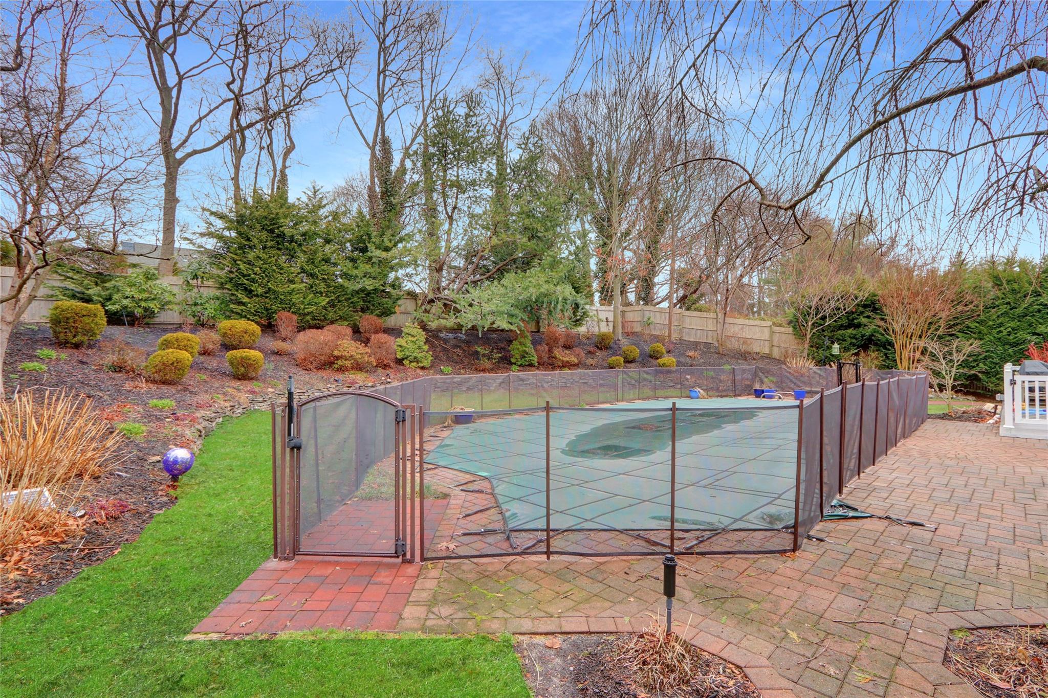 7 Hilltop Drive, Mount Sinai, New York image 6