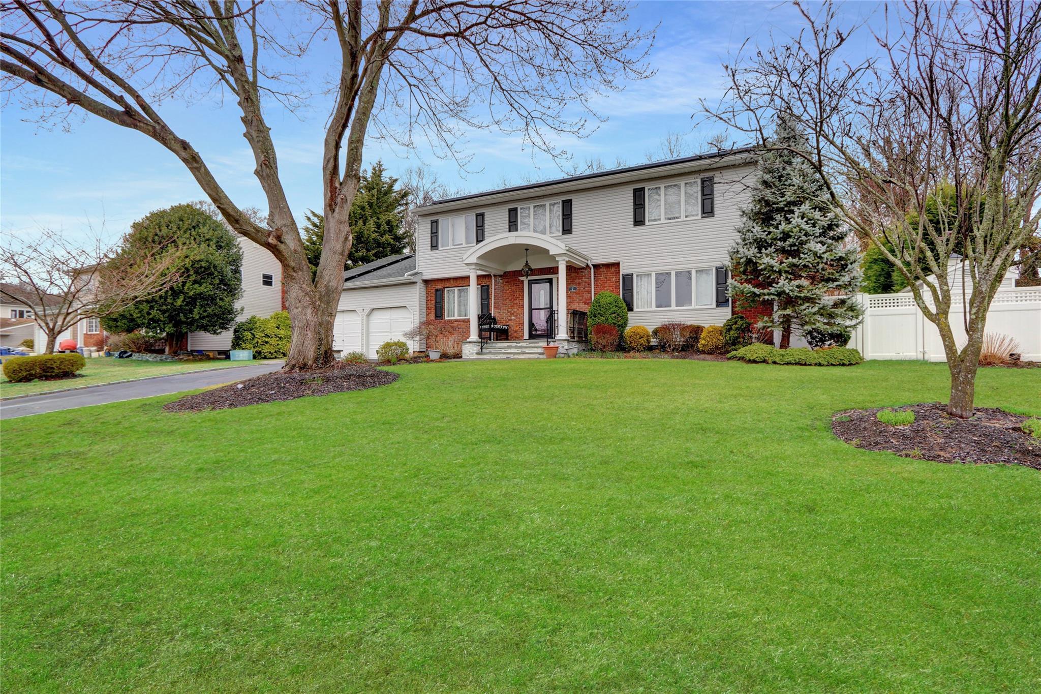 7 Hilltop Drive, Mount Sinai, New York image 3