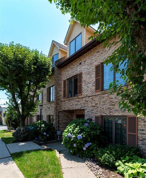 Condo For Sale - 107 High Avenue #205<br/> Rockland County, Nyack, NY 10960