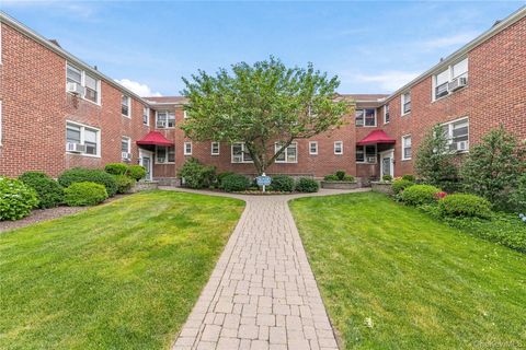 Homes For Sale - 9 Bryant Crescent #1G<br/> Westchester County, White Plains, NY 10605
