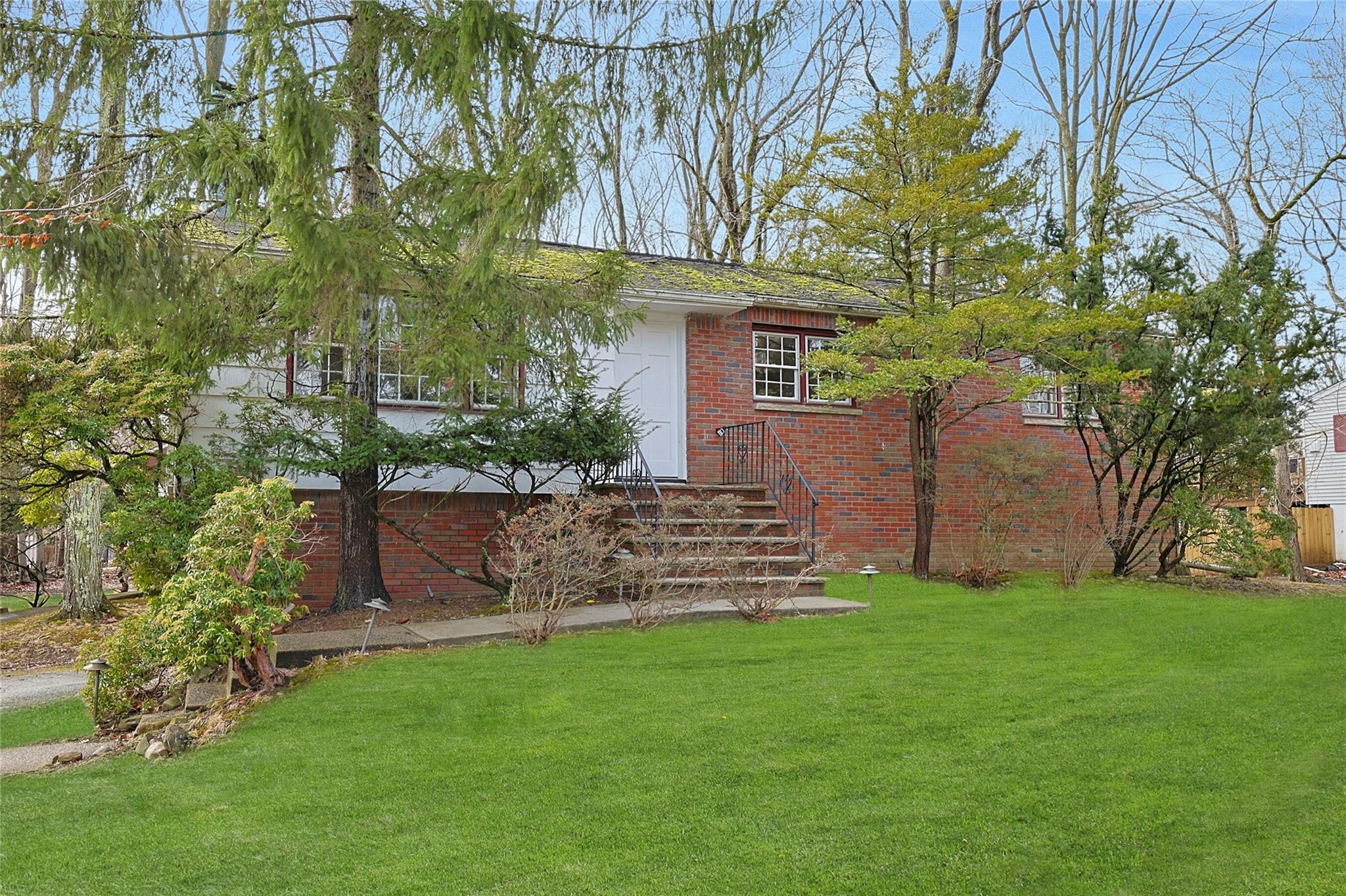 336 Old Mill Road, Valley Cottage, New York image 1