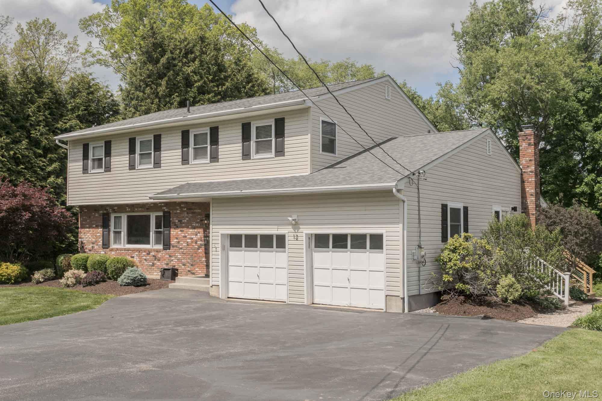 12 Midland Avenue