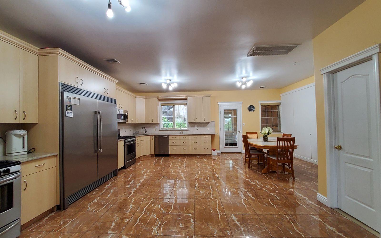 8 Lemberg Court #302, Monroe, New York image 6