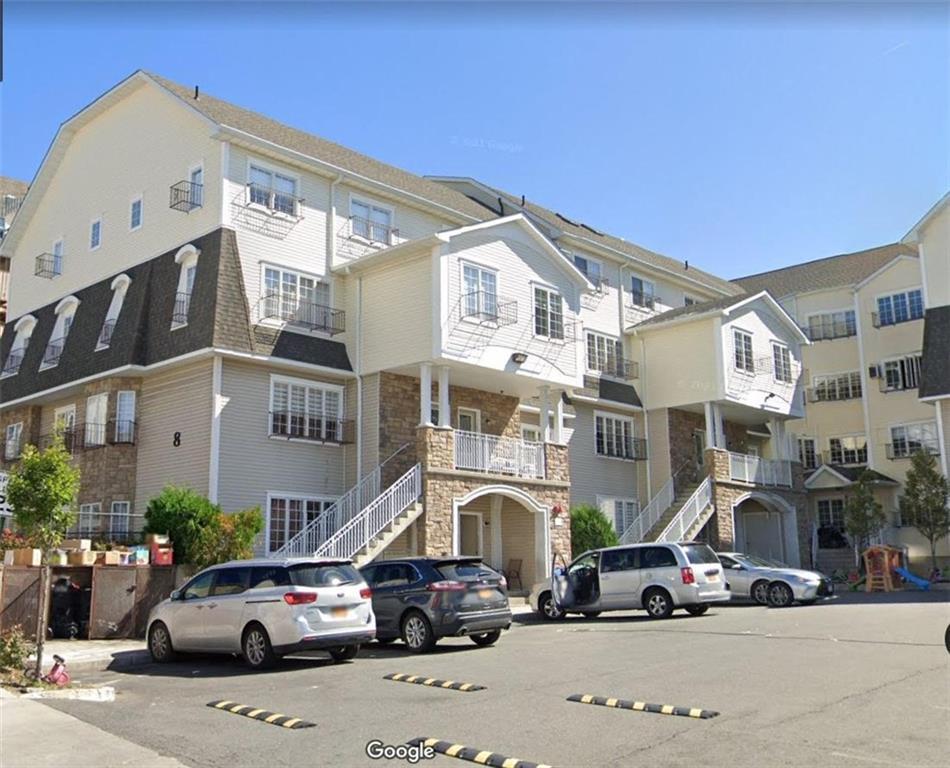 8 Lemberg Court #302, Monroe, New York image 1