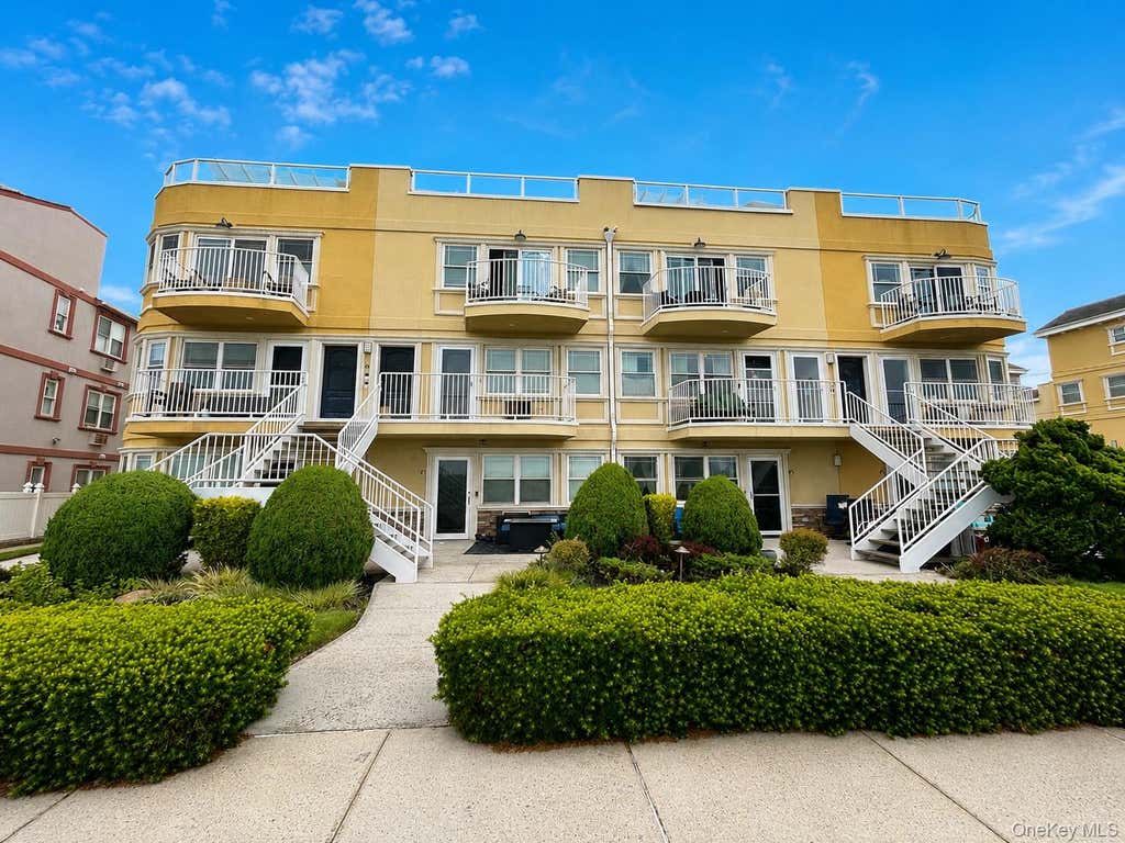 Photo of 101-06 Shore Front Parkway, Rockaway Park, NY 11694 (MLS # 1019868)