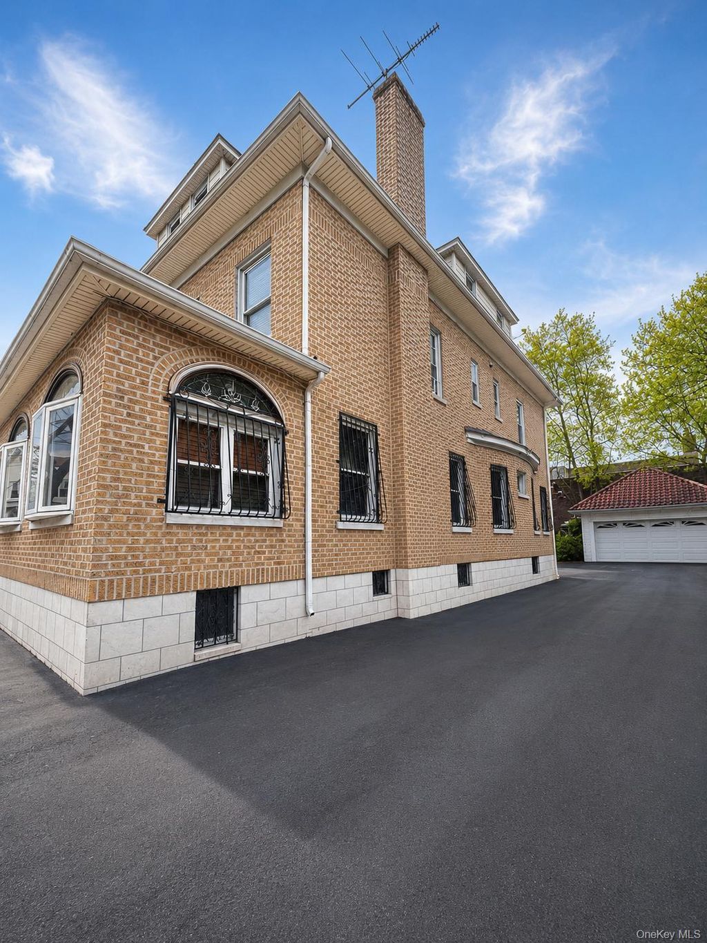 Photo of 2536 Davidson Avenue, Bronx, NY 10468 (MLS # 1003184)