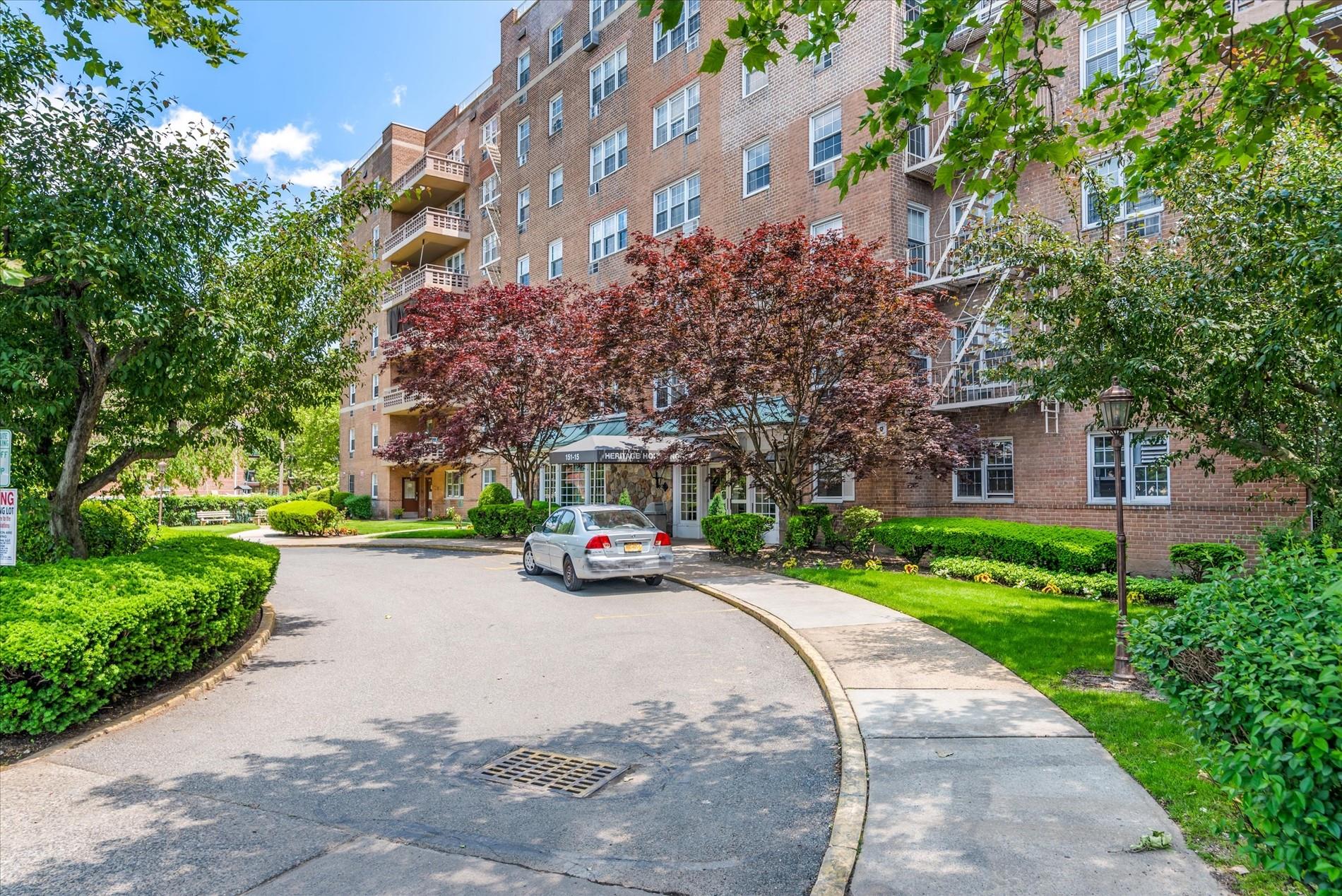 84th Street 1F, Howard Beach, Queens, NY - 1 Bedrooms  
1 Bathrooms  
4 Rooms - 