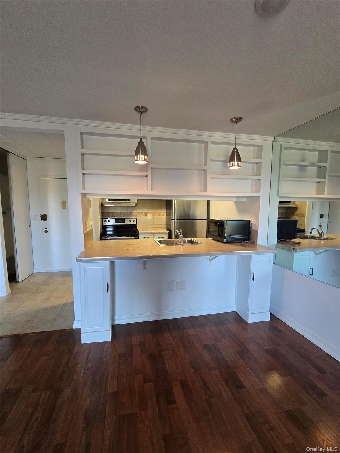 50 Columbus Avenue 1003