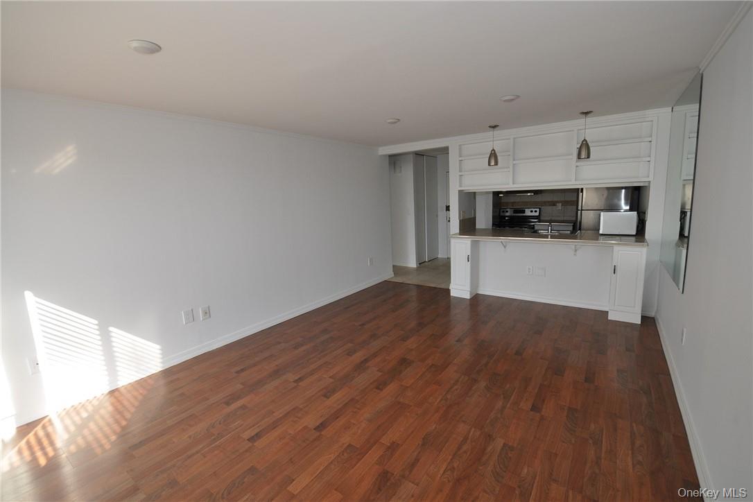 50 Columbus Avenue 1003