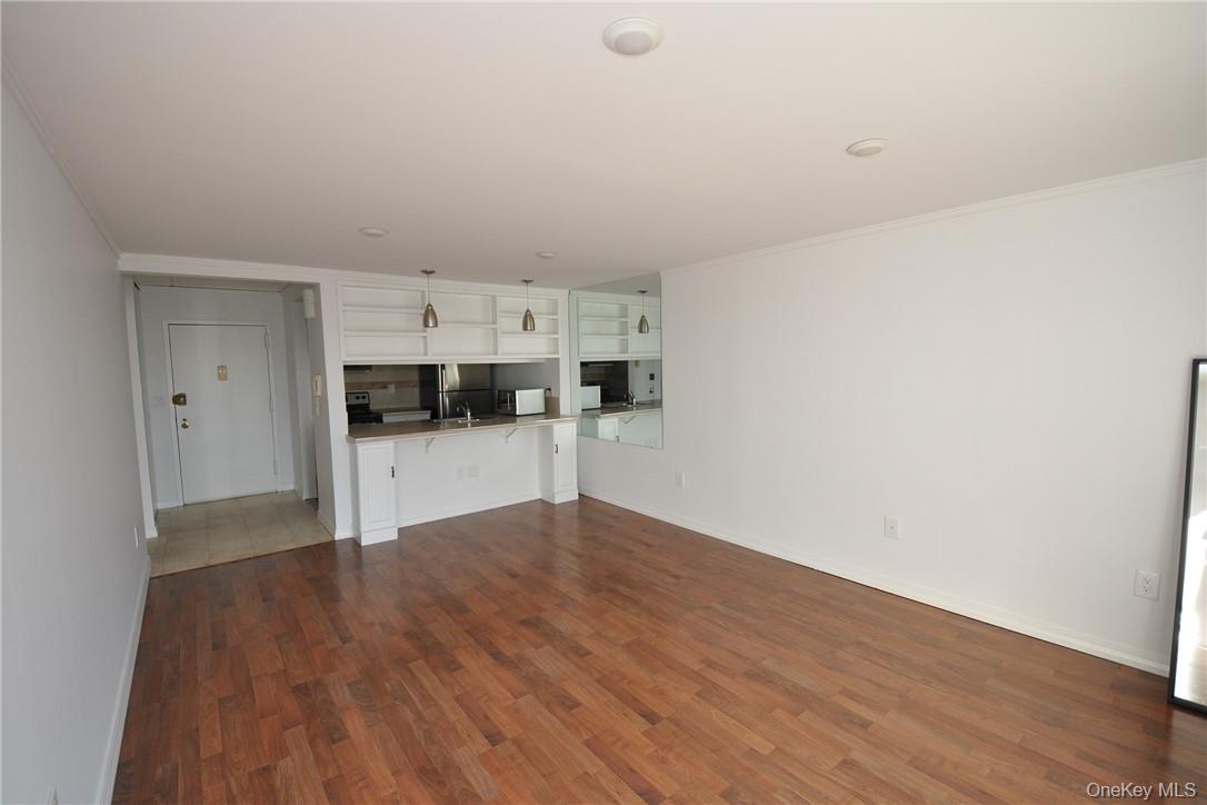 50 Columbus Avenue 1003