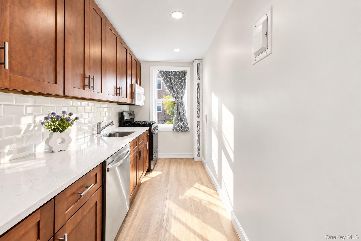 811 Bronx River Road 3H