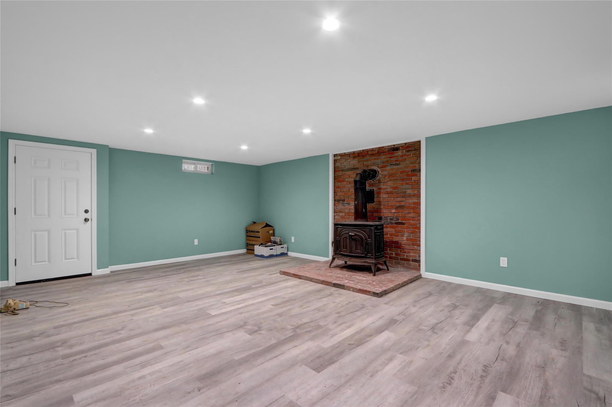 1 Spring Hollow Road, Saint James, New York image 30