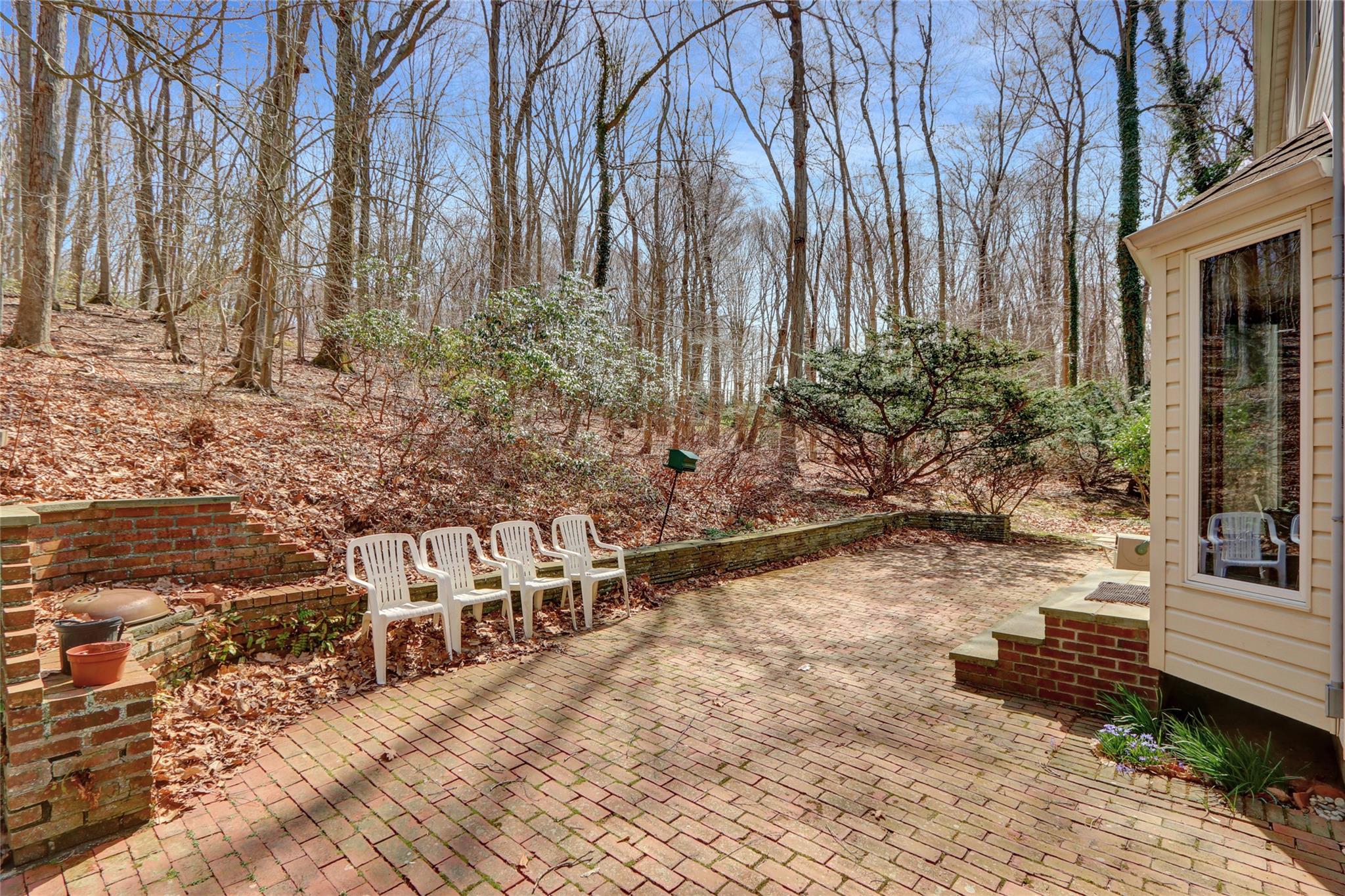 1 Spring Hollow Road, Saint James, New York image 34