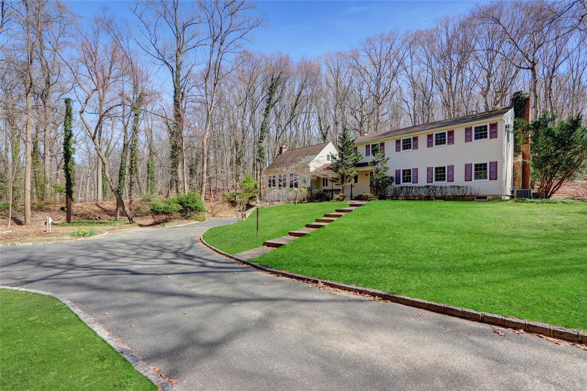 1 Spring Hollow Road, Saint James, New York image 3