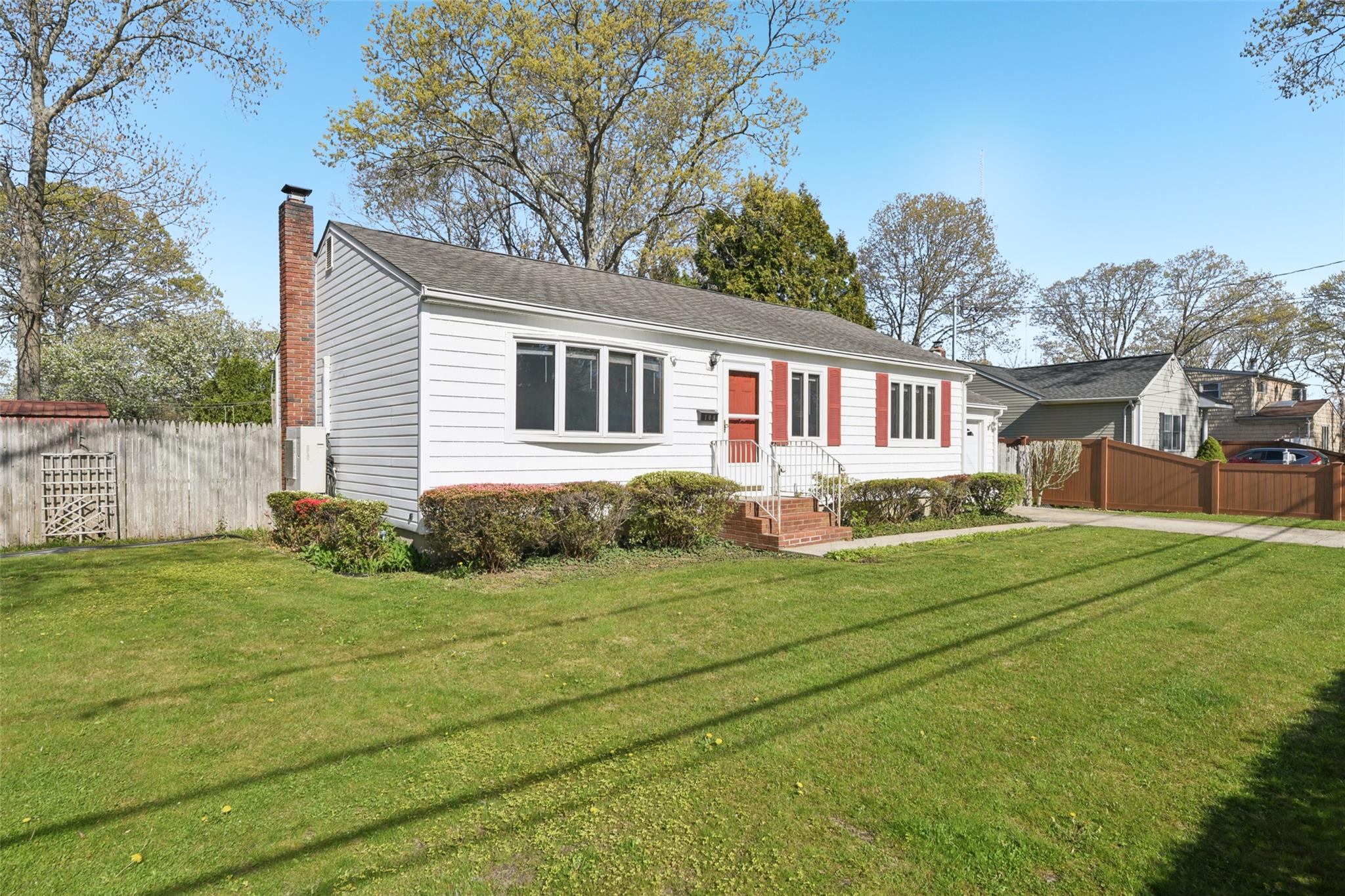 104 Whitman Avenue, Islip, New York image 3