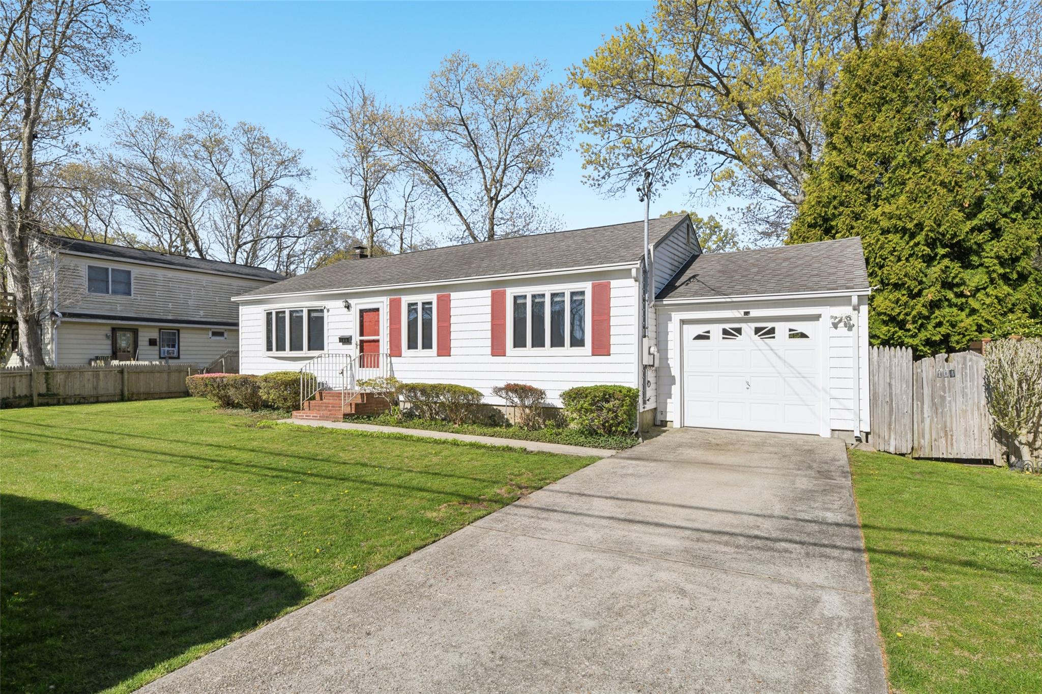 104 Whitman Avenue, Islip, New York image 2