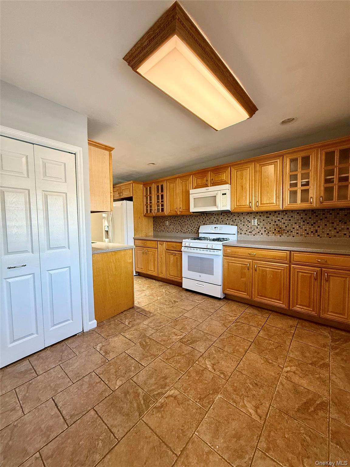56 Coolidge Street - Photo 4
