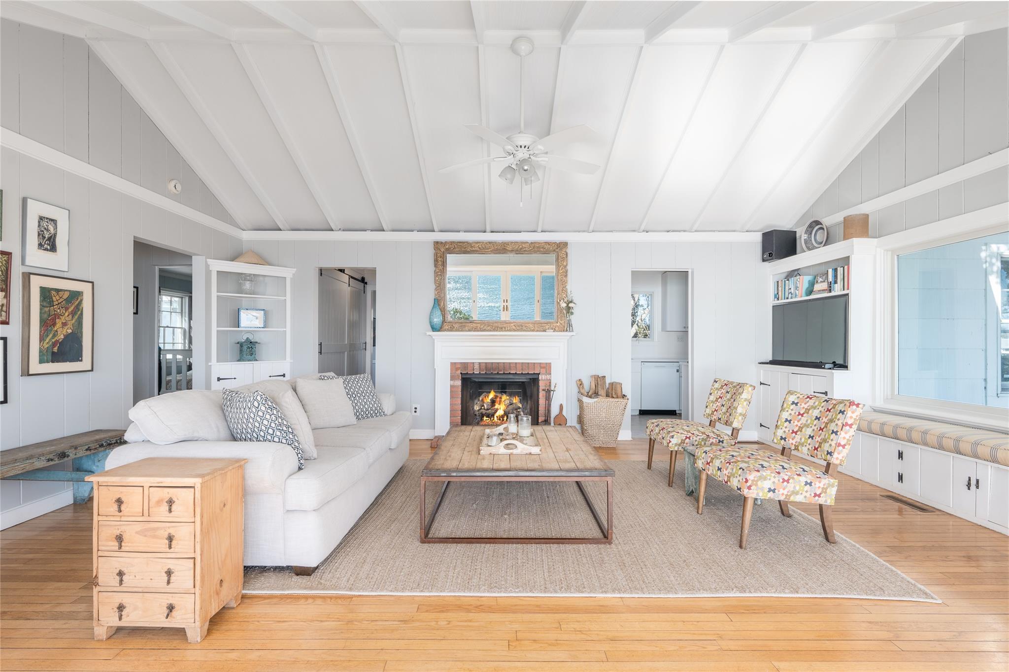 1521 Peconic Bay Boulevard, Laurel, New York image 10
