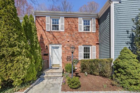Condo For Sale - 98 Valley Road #12<br/> Greenwich, CT 06807