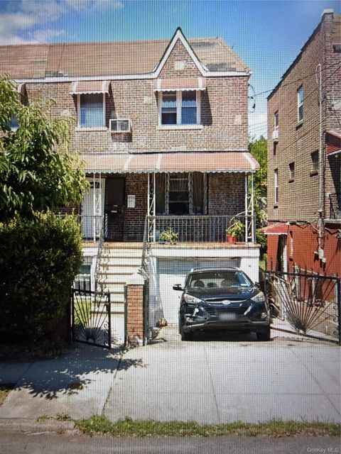 Homes For Sale - 2749 Fish Avenue<br/> Bronx, NY 10469