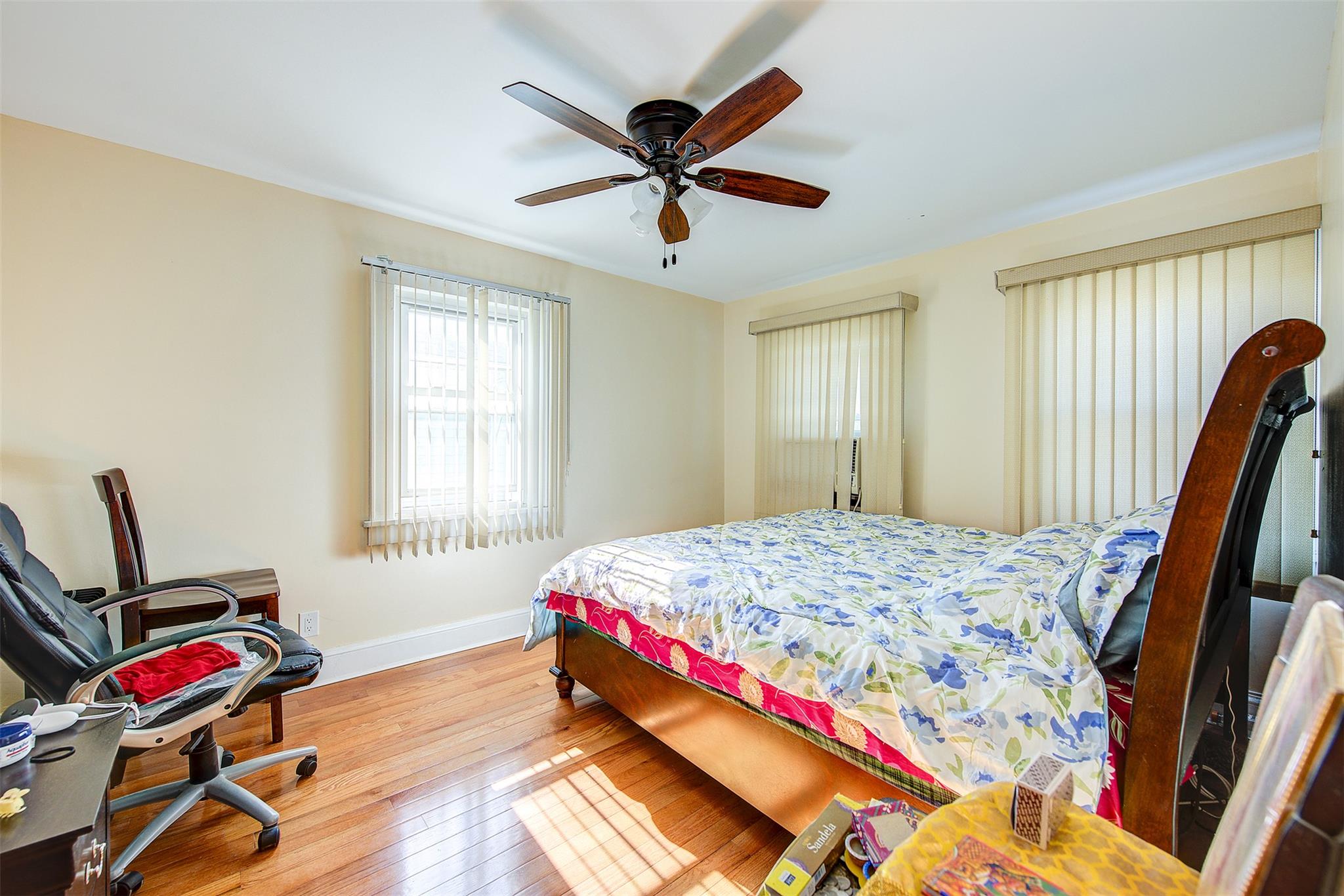 89-91 215th Place Pl, Queens Village, New York image 13