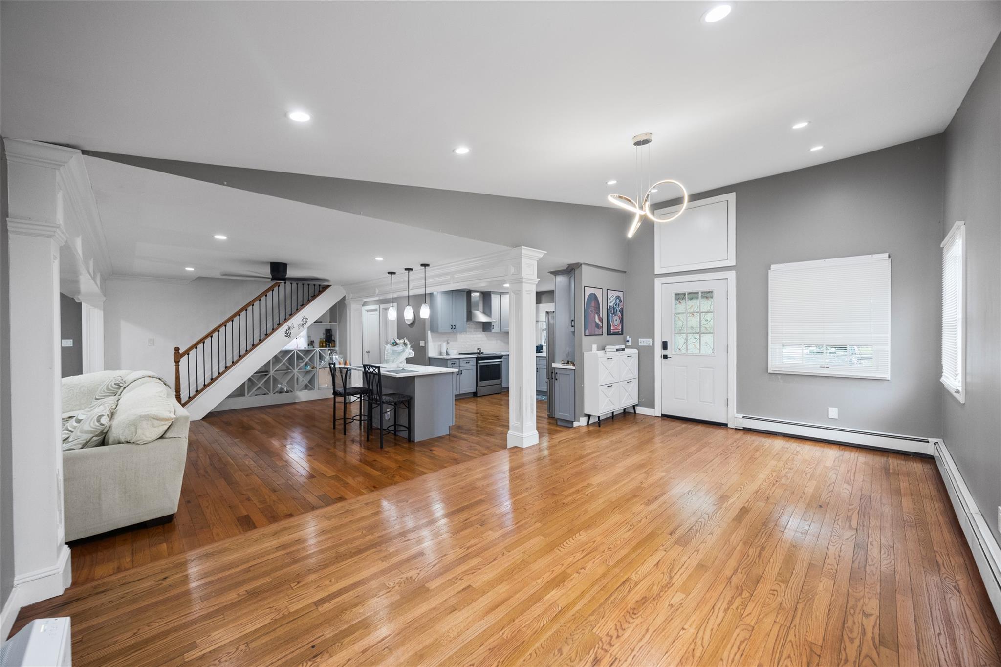 38 Pewter Lane, Hicksville, New York image 5