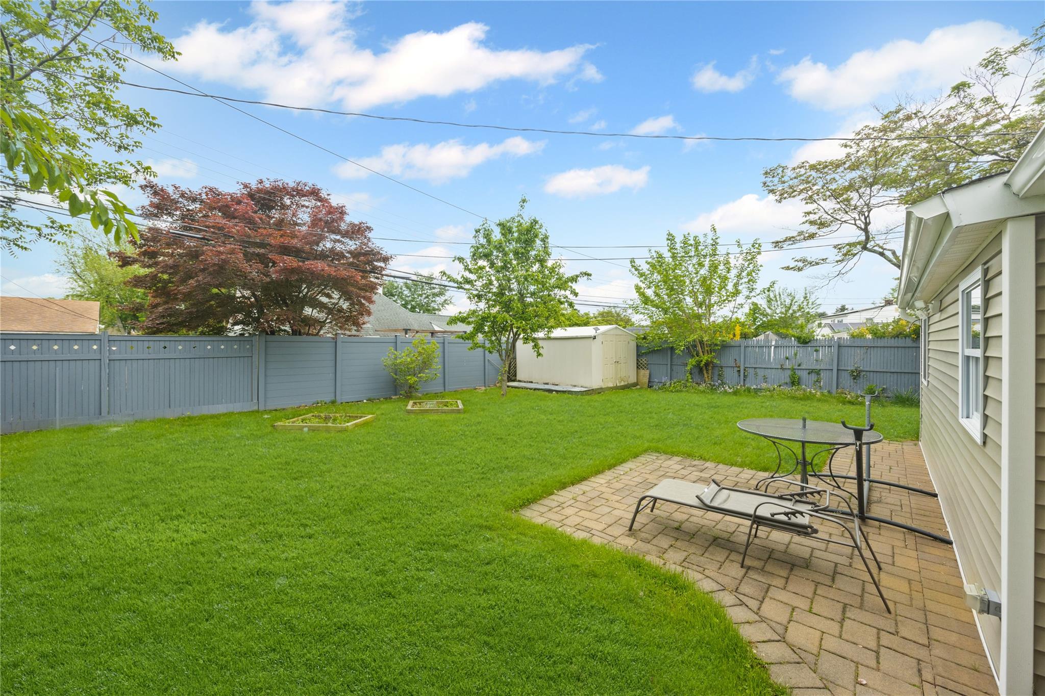 38 Pewter Lane, Hicksville, New York image 22