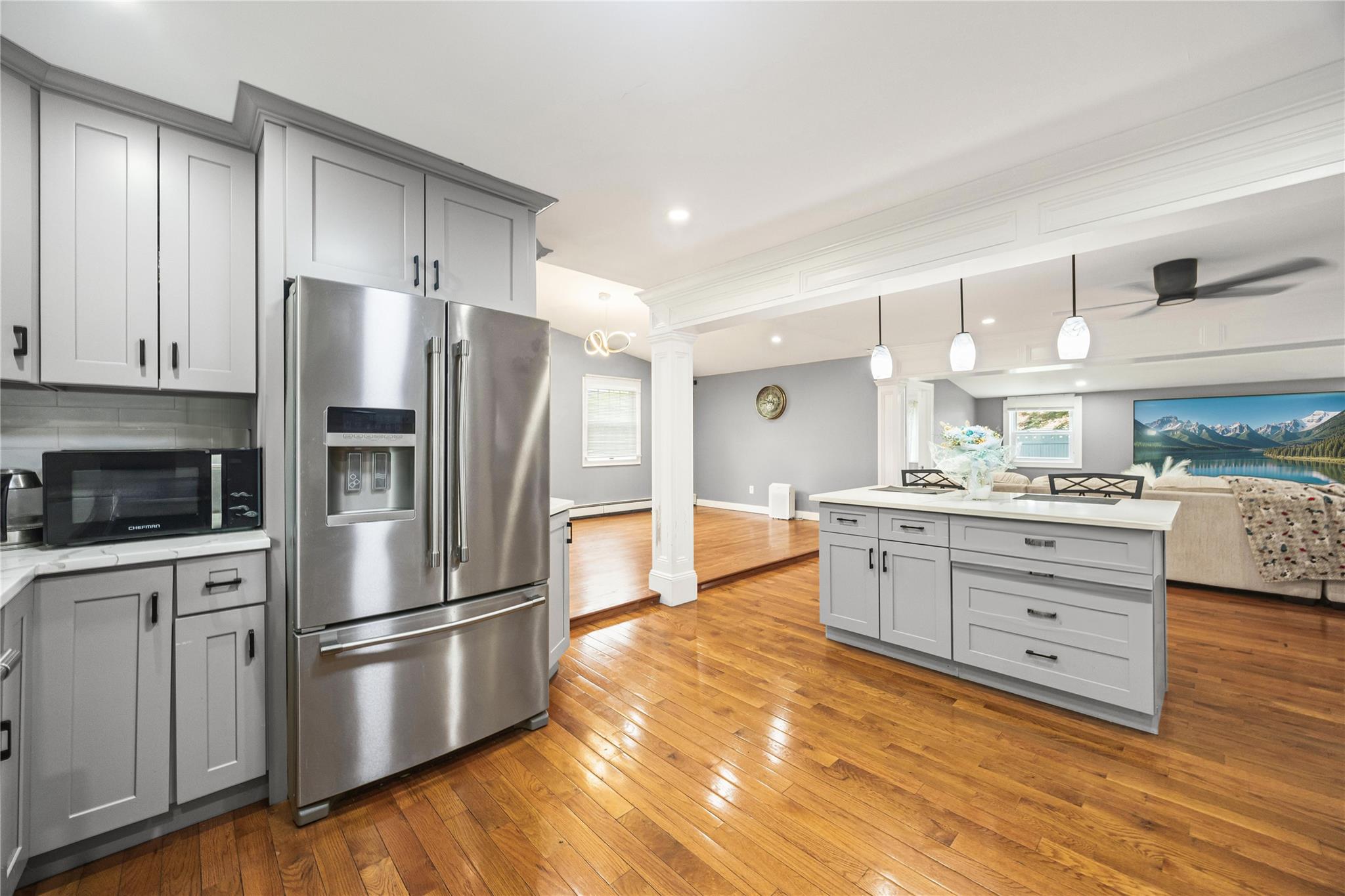 38 Pewter Lane, Hicksville, New York image 7
