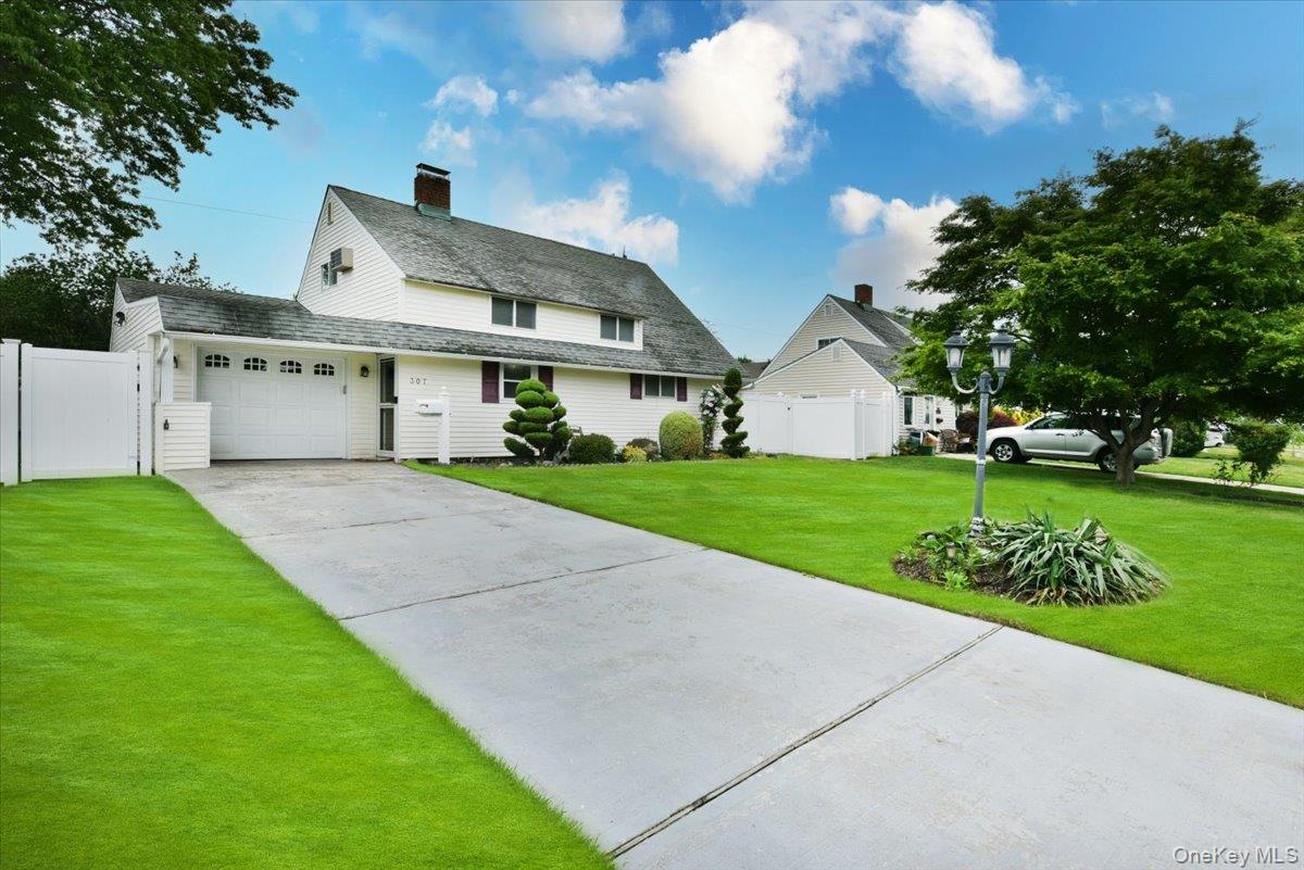 307 Blacksmith Road