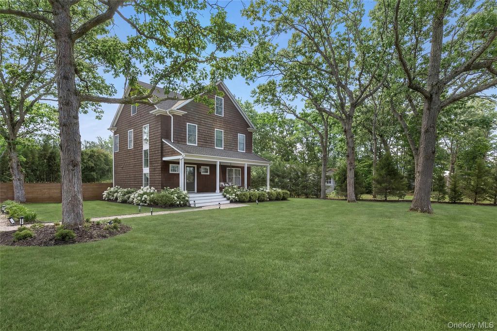 Photo of 64 Hazelwood Avenue, Westhampton Beach, NY 11978 (MLS # 987034)