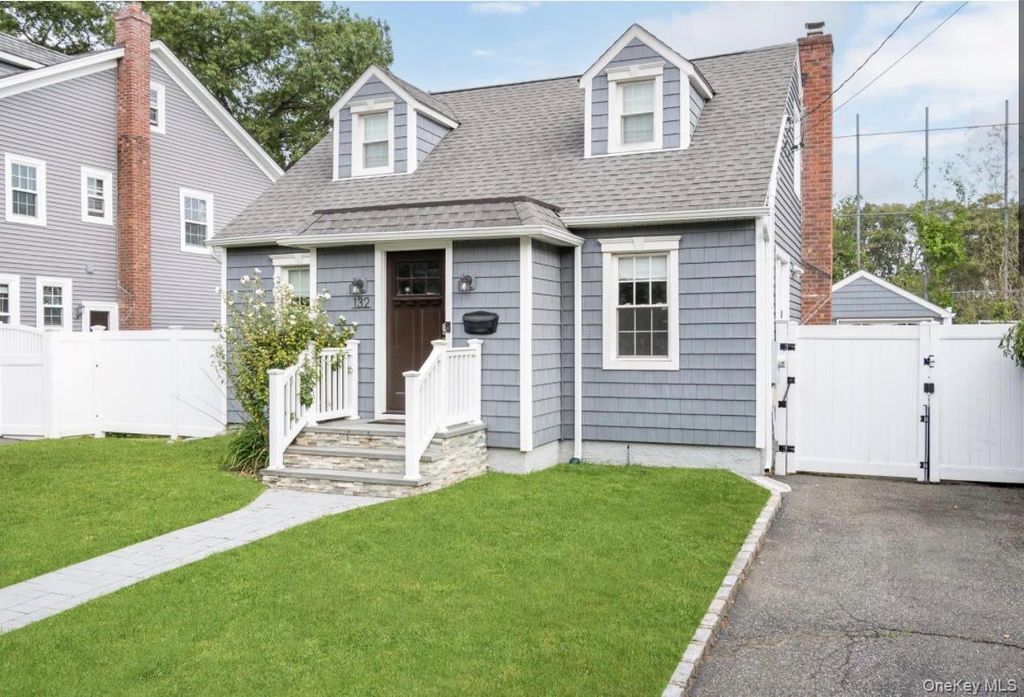 Photo of 132 Webster Street St, Merrick, NY 11566 (MLS # 968395)